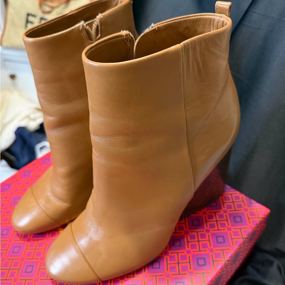 Tory Burch Tan Leather Ankle Boots